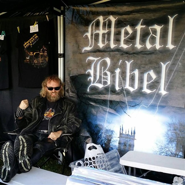 Bible Metal 019